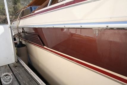 Chris Craft 332 Express