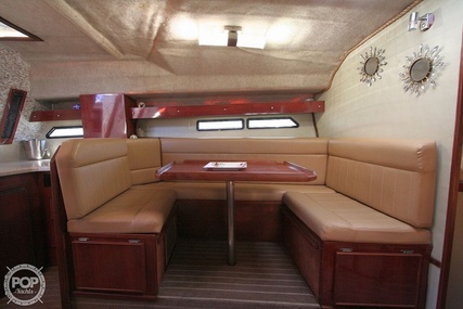 Chris Craft 332 Express