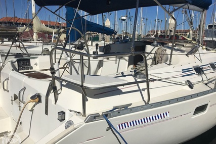 Beneteau Oceanis 382