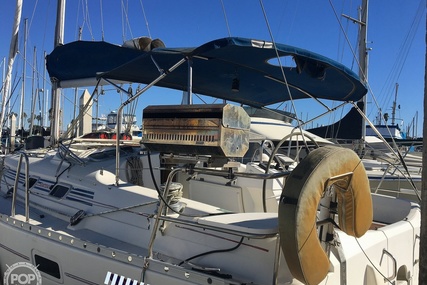 Beneteau Oceanis 382