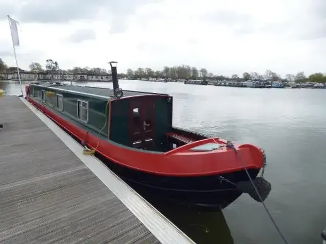 Custom Boats East West Narrowboats