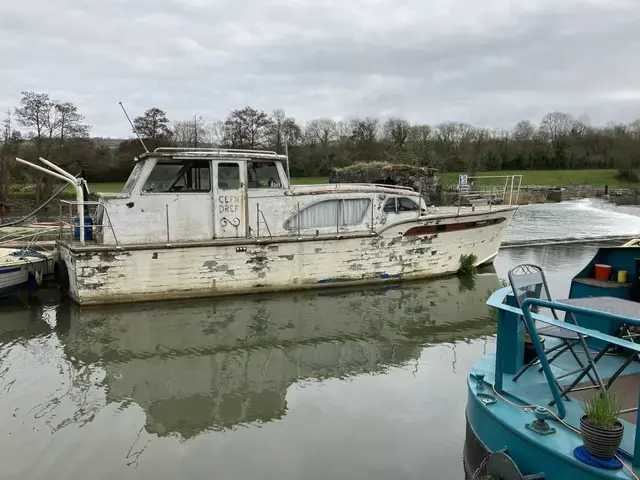 James Taylor Yachts Coastal Cabin Cruiser