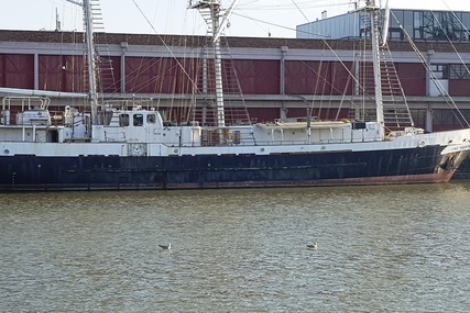 140ft THREE-MASTED BARQUE TALL SHIP