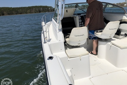 Seaswirl 2600 Striper