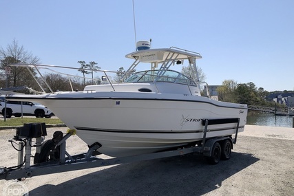 Seaswirl 2600 Striper