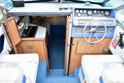 Sea Ray 230 Weekender