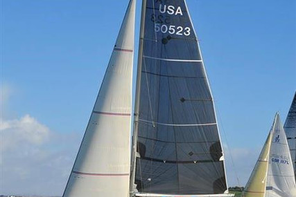 FARR YACHT DESIGN MUMM 36