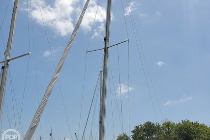 Cape Dory 25