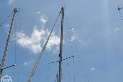 Cape Dory 25