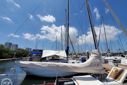 Cape Dory 25