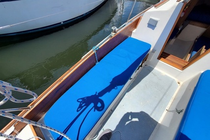 Cape Dory 25