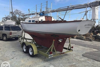 Cape Dory 25