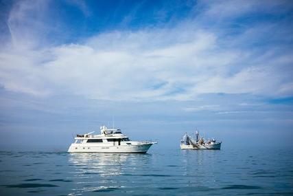 Hatteras 82 Motor Yacht