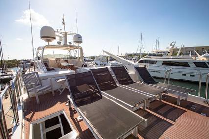 Hatteras 82 Motor Yacht