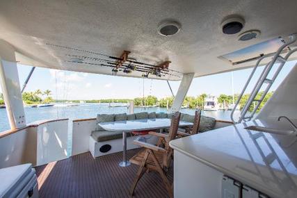 Hatteras 82 Motor Yacht