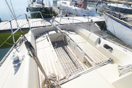 Beneteau First 325