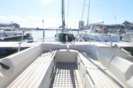 Beneteau First 325