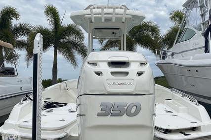 Boston Whaler 240 Dauntless Pro