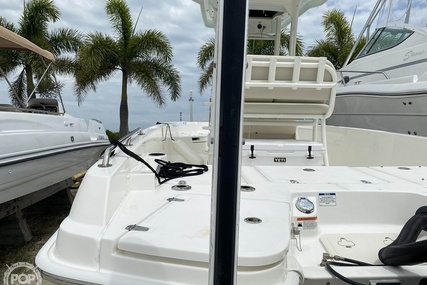 Boston Whaler 240 Dauntless Pro