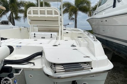 Boston Whaler 240 Dauntless Pro