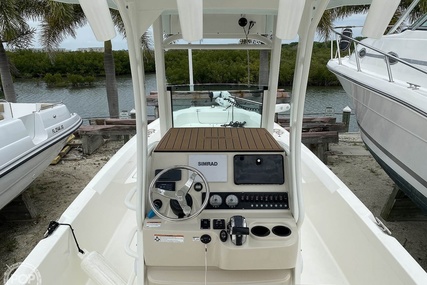 Boston Whaler 240 Dauntless Pro