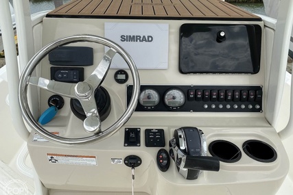 Boston Whaler 240 Dauntless Pro