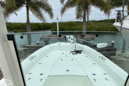 Boston Whaler 240 Dauntless Pro