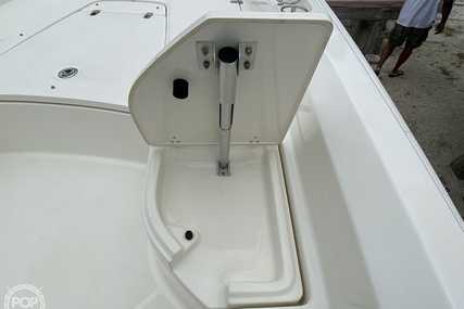 Boston Whaler 240 Dauntless Pro