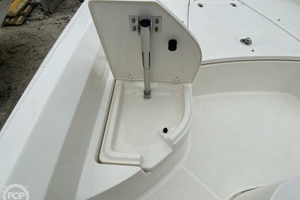 Boston Whaler 240 Dauntless Pro