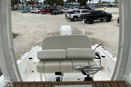 Boston Whaler 240 Dauntless Pro