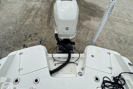 Boston Whaler 240 Dauntless Pro