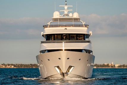 Heesen Tri-Deck