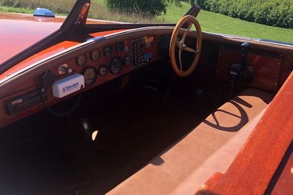 Custom Boats Runabout Speedboat 21' Gentleman's Mahogany