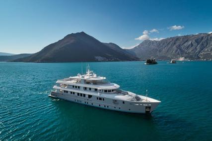 Superyacht Deep Story