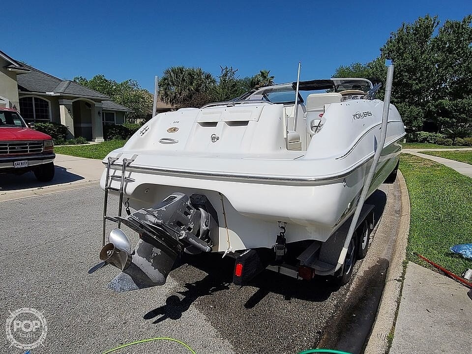 Sea Ray 220 Explorer Sport