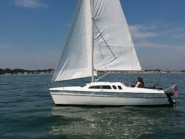 Hunter 23.5