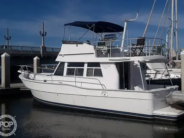 Mainship Boats 350 Trawler