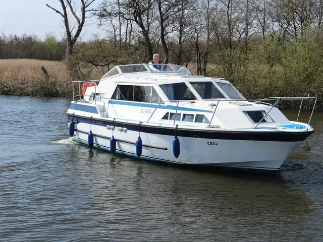 Aquafibre Boats 32