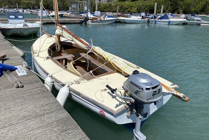 Custom Boats Tela Class Gaff Sloop