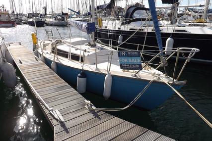 Achilles 24 Triple Keel