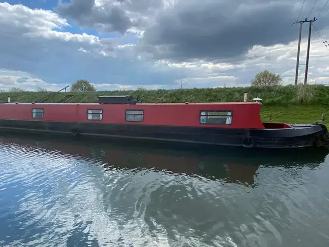 Stoke on Trent Boatbuilders Trad Stern 70