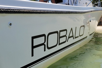 Robalo 2140 Walkaround