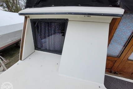 Carver 3207 Aft Cabin