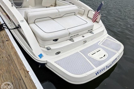 Sea Ray 230 Sundeck