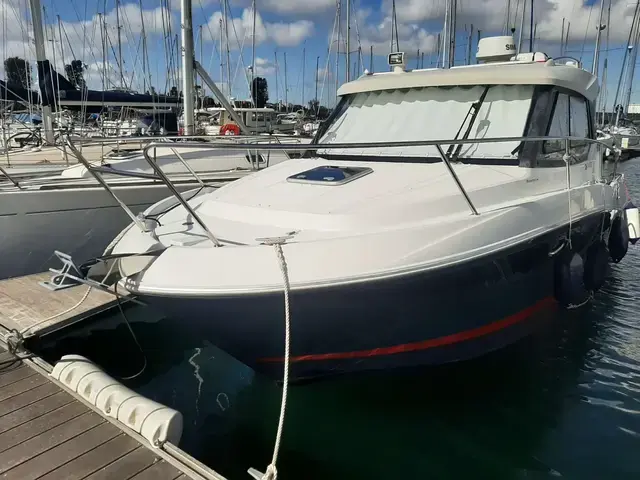 Beneteau Antares 880 HB