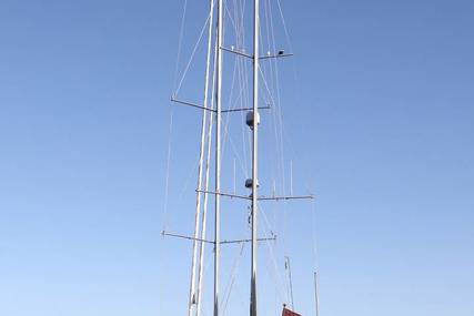 Puffin Yachts Classic 58