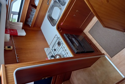 Broom Ocean 31