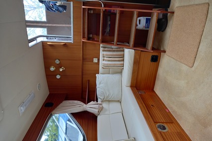 Broom Ocean 31