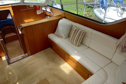 Broom Ocean 31