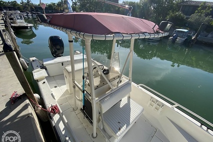 Boston Whaler 22 Guardian